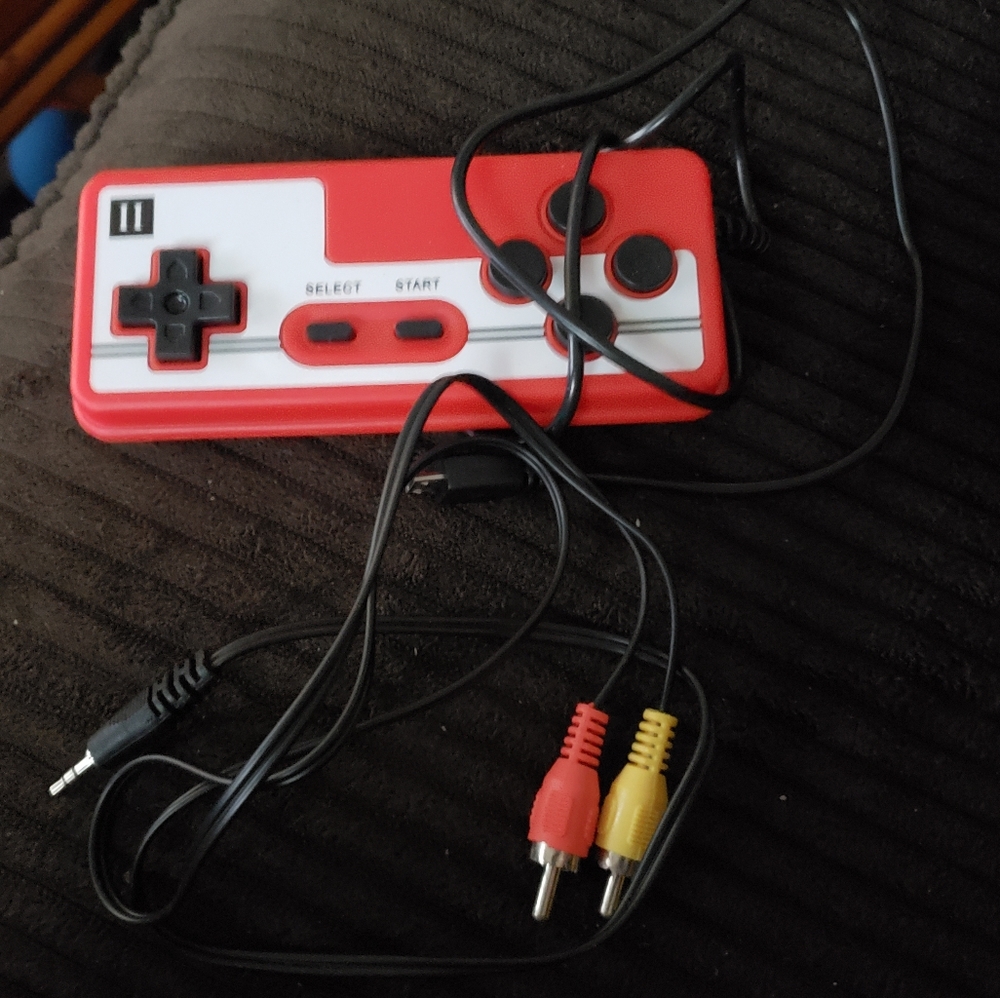Mini game console - Picture 7 of 9